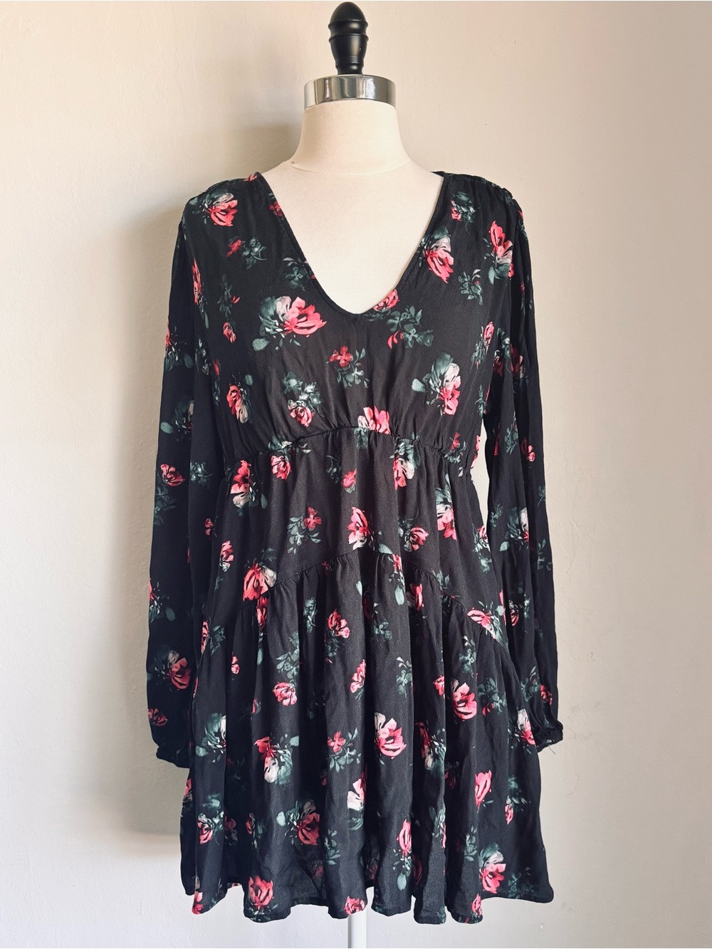 a new day Black Long Sleeve Floral Tiered Dress with Pink Roses, M